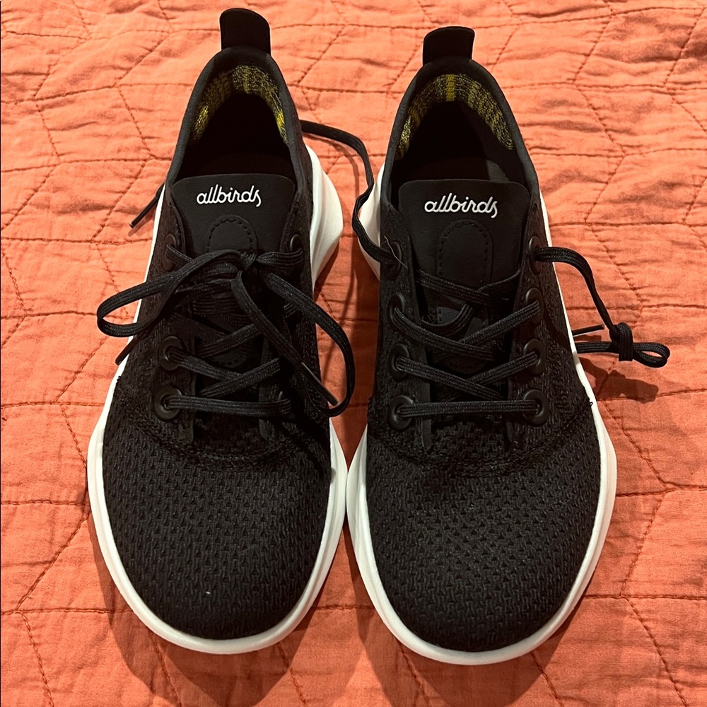 Allbirds Women’s Black and White Sneakers